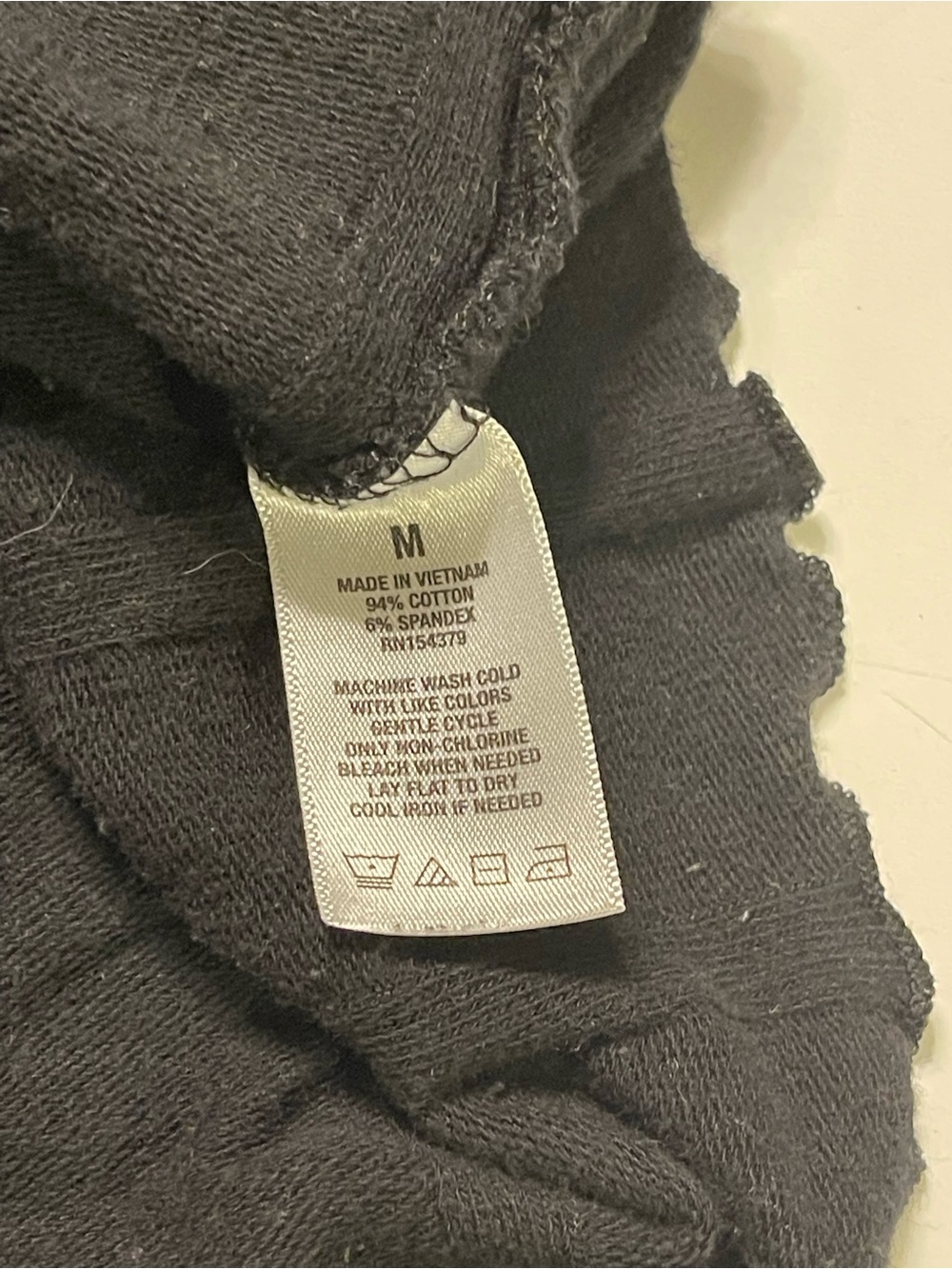Aeropostale Womens M Black Crop Top Long Sleeve V Neck Ribbed Knit Shirt Medium - Picture 11 of 11